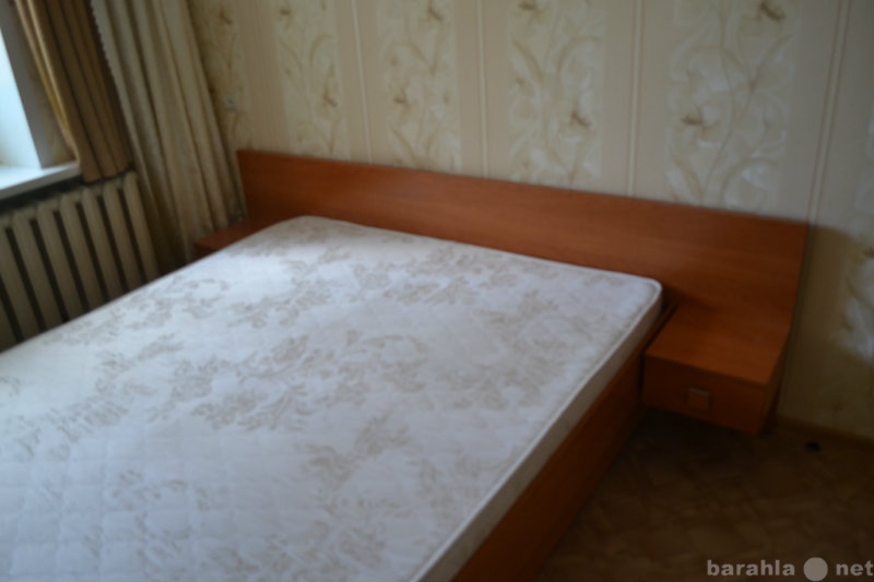 Продам: Продам кровать двухспальную