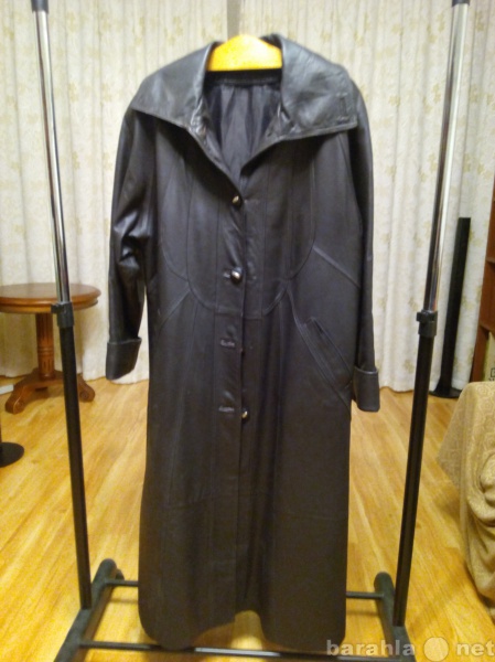 Продам: пальто женское кожаное размер 52-54
