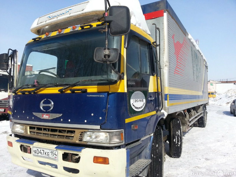 Hino profia. Хино 10 тонн. Хино Профия 10т. Hino грузовик 10т кабина. Хино Профия 10 тонник.