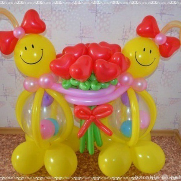 Предложение: Клоуны с букетом из воздушных шаров