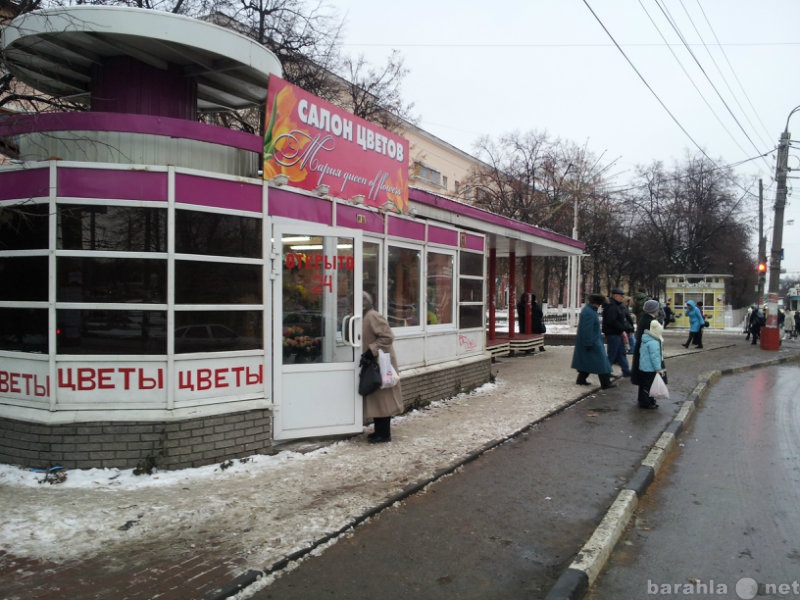 Сдам: 17кв, маркет, ост.Автозаводски Универмаг